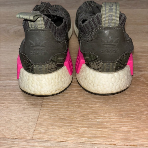 NMD_R1 Primeknit Utility Grey Camo - Picture 3 of 3